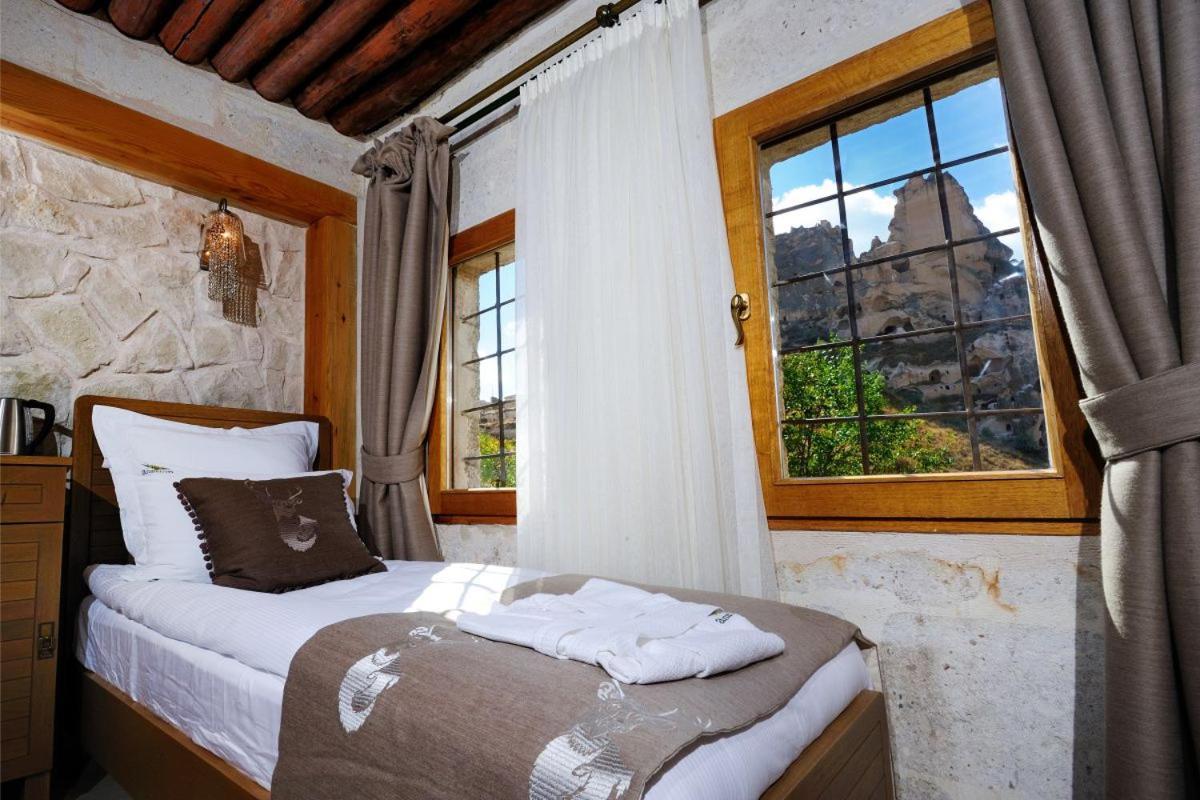 อนาทีลีน บูทิก เคฟ โฮเต็ล Hotel อุตชิซาร์ ภายนอก รูปภาพ