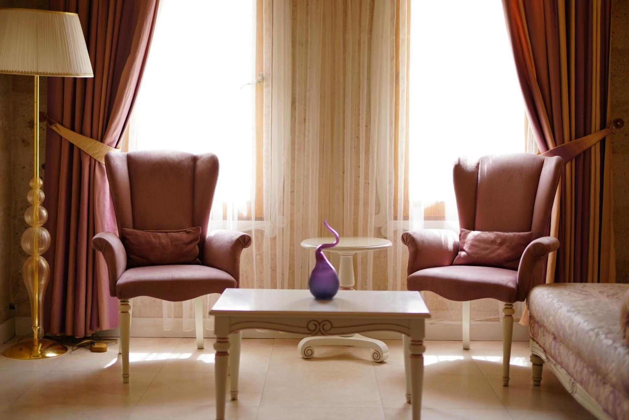 อนาทีลีน บูทิก เคฟ โฮเต็ล Hotel อุตชิซาร์ ภายนอก รูปภาพ
