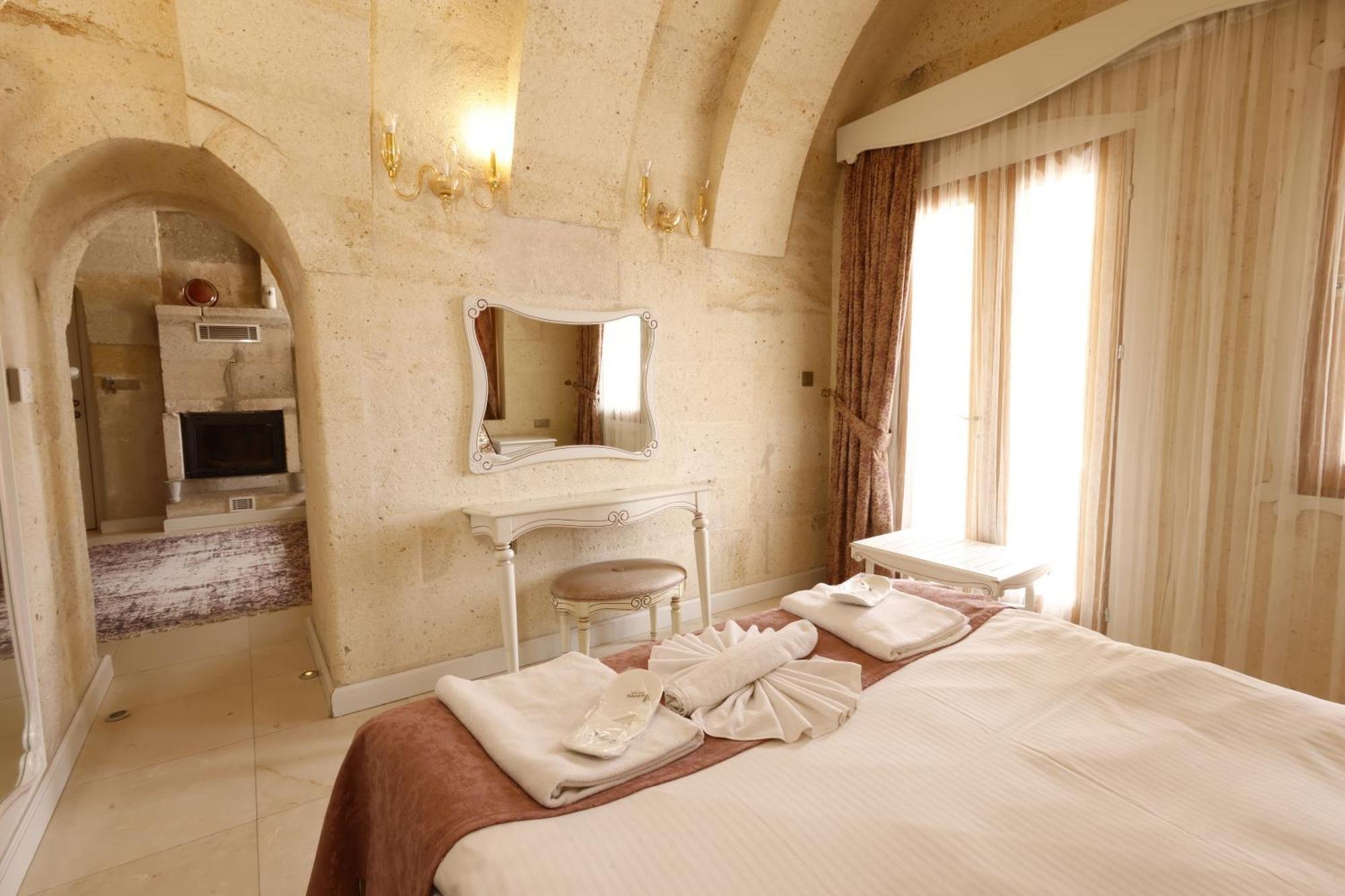 อนาทีลีน บูทิก เคฟ โฮเต็ล Hotel อุตชิซาร์ ภายนอก รูปภาพ
